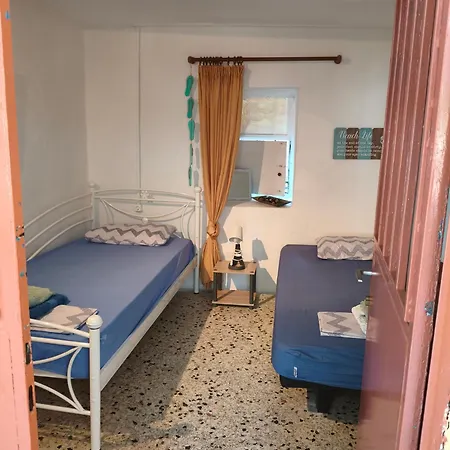 Feriehus Petrohori Before Midnight