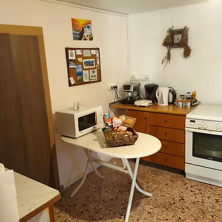 Petrohori Before Midnight Feriehus